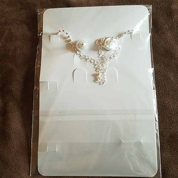 Fashion Jewelry necklace and earring set - Picture 2 of 2